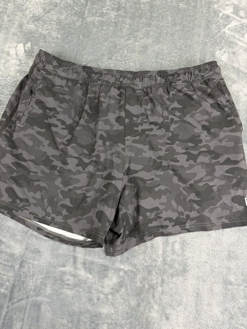 Greatness Wins Mens Gray Camo Athletic Shorts Elastic Waist XXL